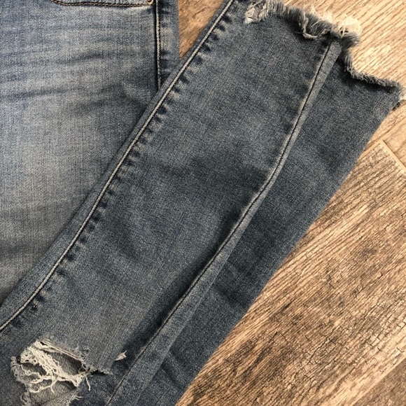 Levi’s 711 skinny distressed jeans - Picture 2 of 3